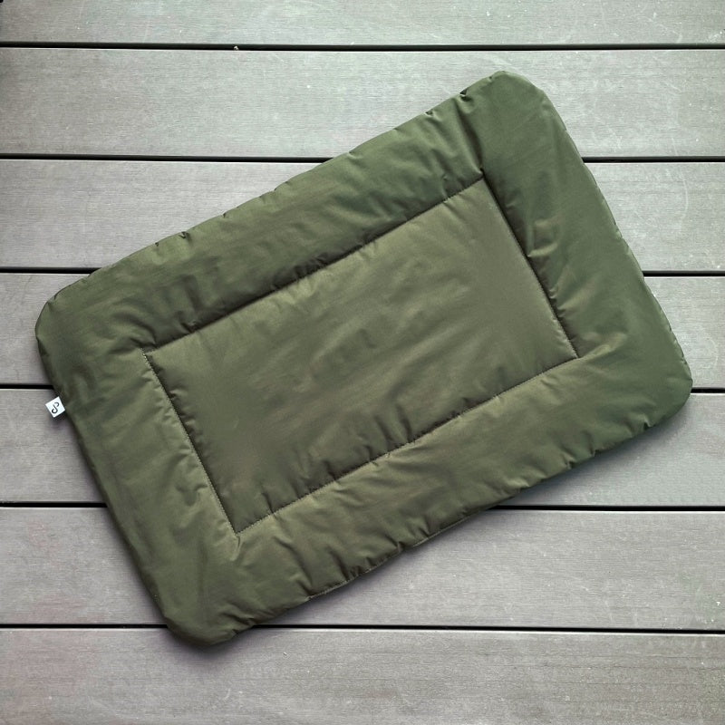 FRIZZ Outdoor Pet Mat